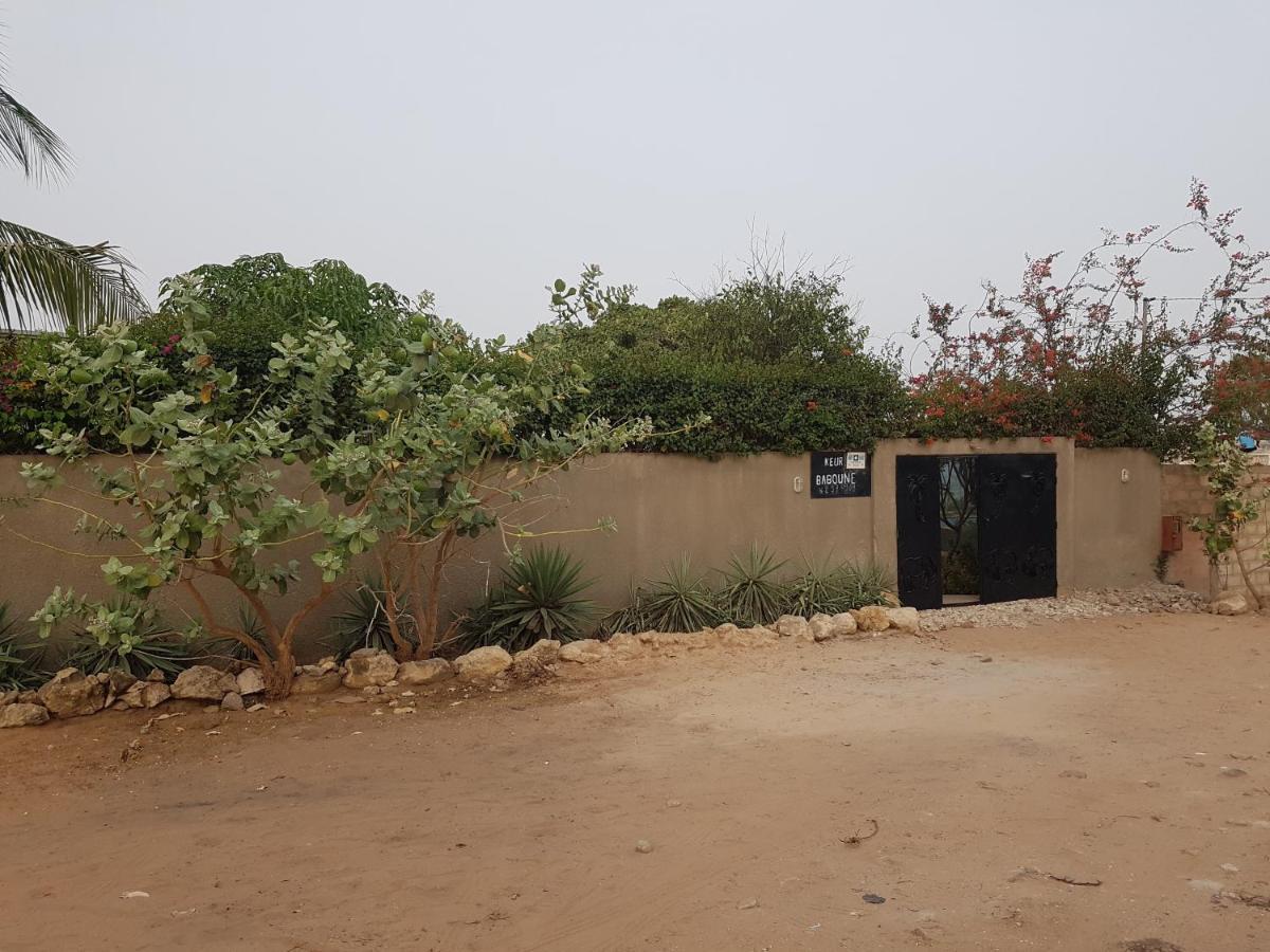 Keur Baboune M'Bour Bagian luar foto